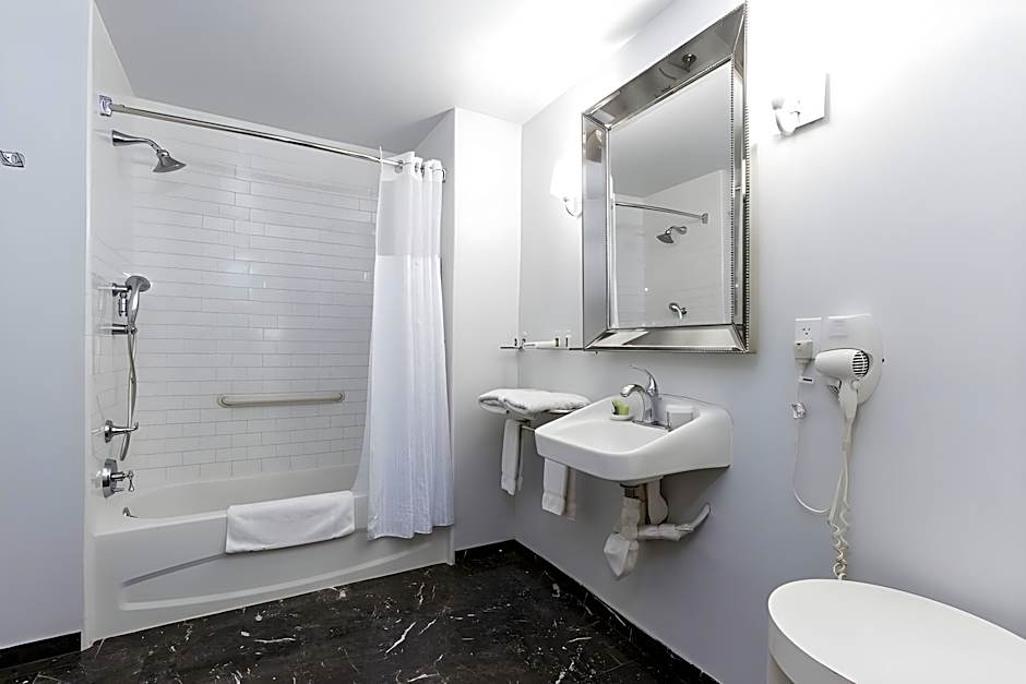 L.A. Sky Boutique Hotel