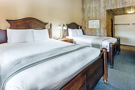 2 Queen Beds Non-Smoking