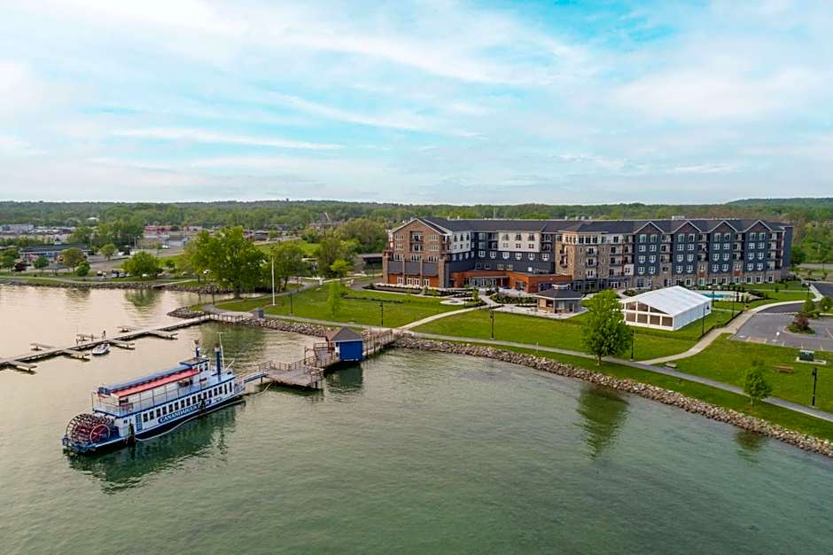 Hotel Canandaigua, Tapestry Collection by Hilton