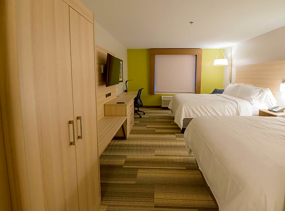 Holiday Inn Express & Suites Dayton East - Beavercreek by IHG