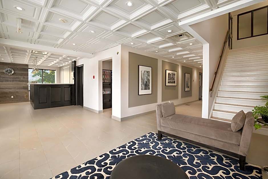 Days Inn by Wyndham Stouffville