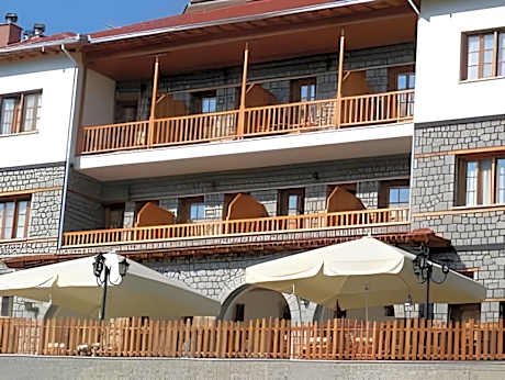 Archontiko Metsovou Luxury Boutique Hotel