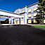 Spark by Hilton Tupelo