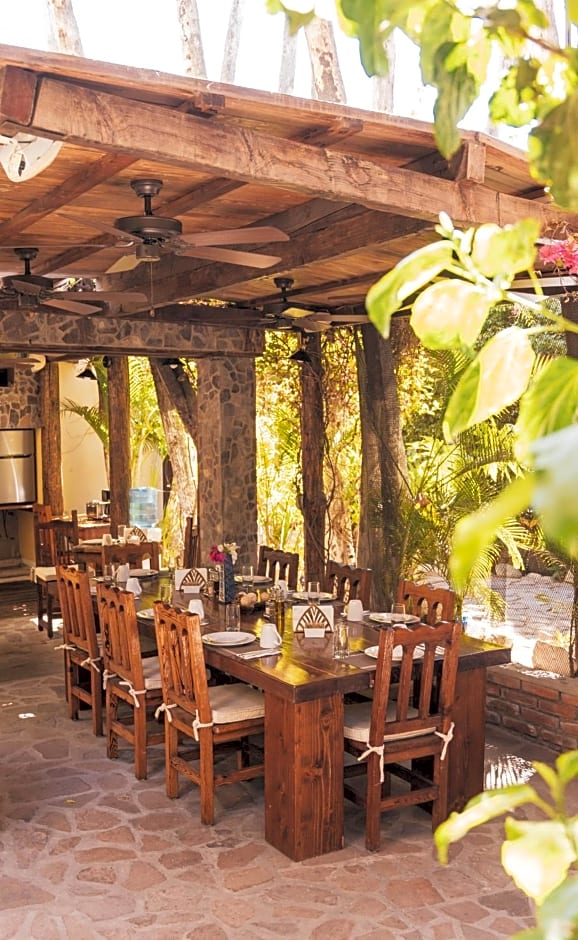 Posada de las Flores La Paz