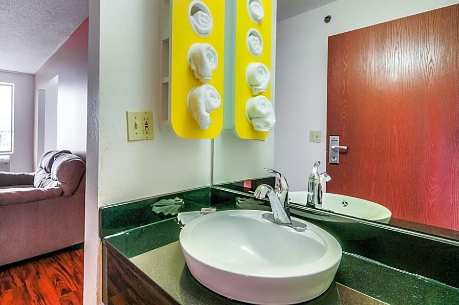 Motel 6-Lansing, IL - Chicago South