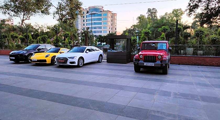 Novotel Chandigarh Tribune Chowk