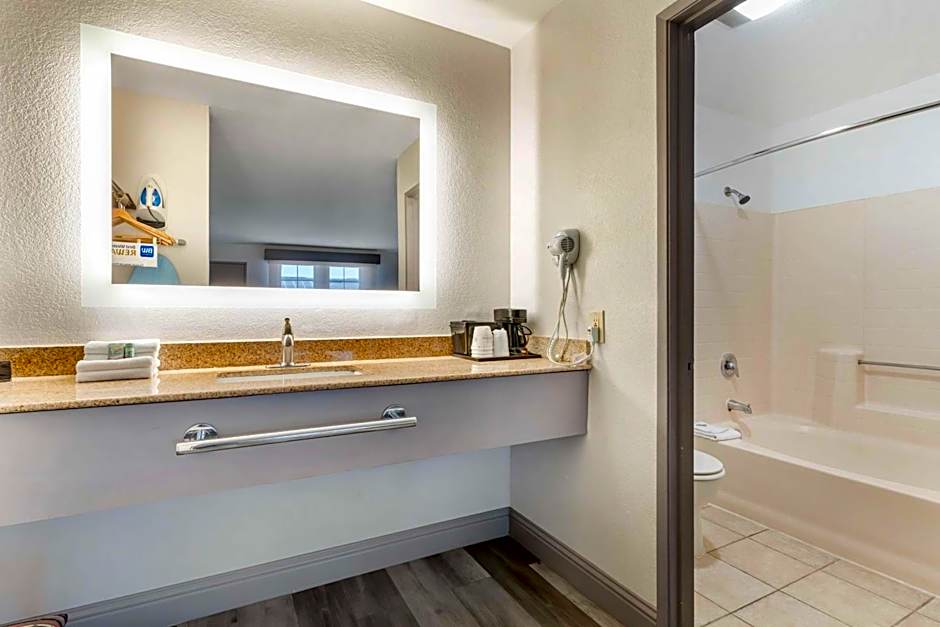 Best Western Marina State Beach