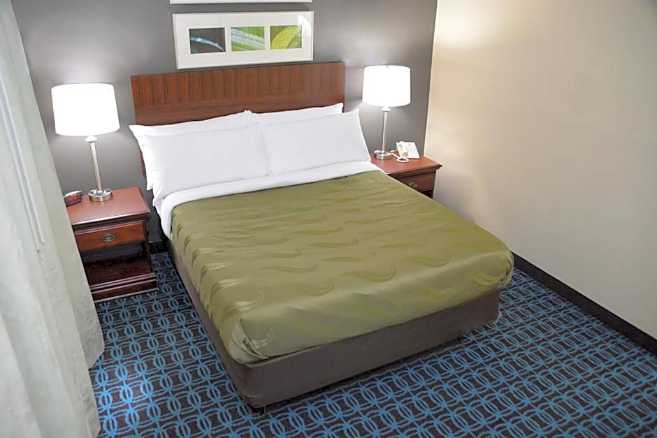 Quality Inn & Suites
