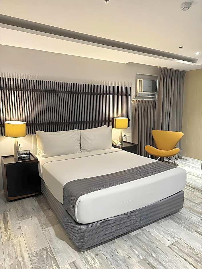1A EXPRESS HOTEL