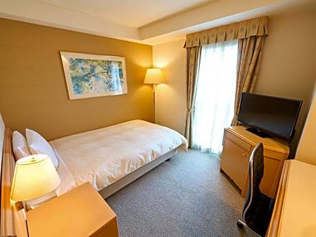 Room with Small Double Bed - Non-Smoking