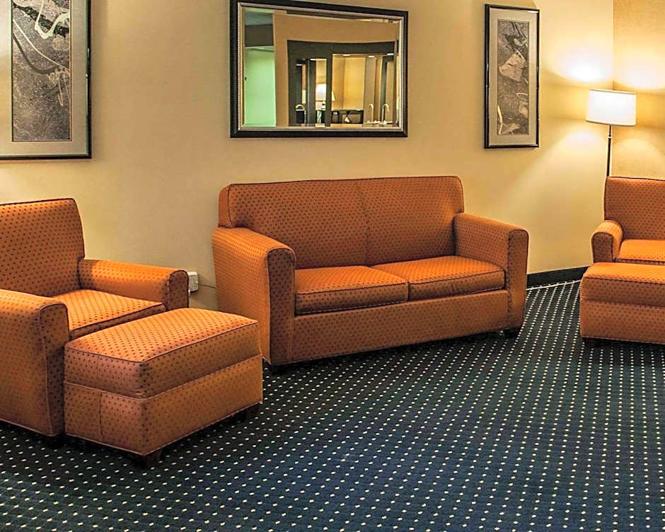 Quality Inn & Suites Goshen