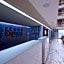 Econo Express Hotel