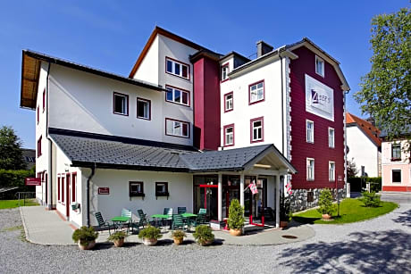 Familie Zuser Hotel Garni