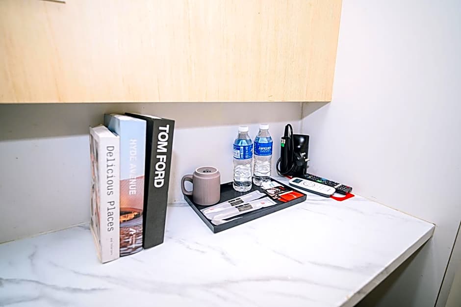 Swing & Pillows - Subang SS15