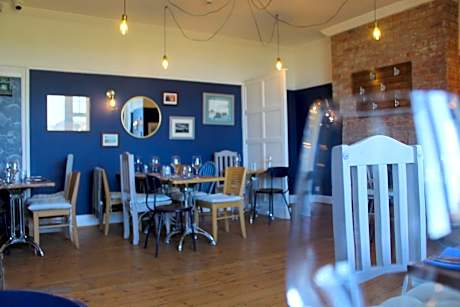 The Old Buoy Inn