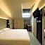 Hotel Holiday