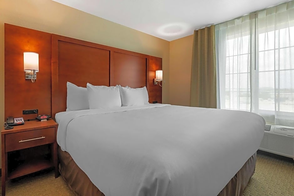 Comfort Inn & Suites