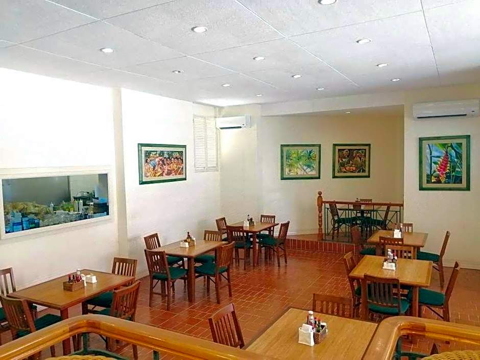 Coco Grande Hotel
