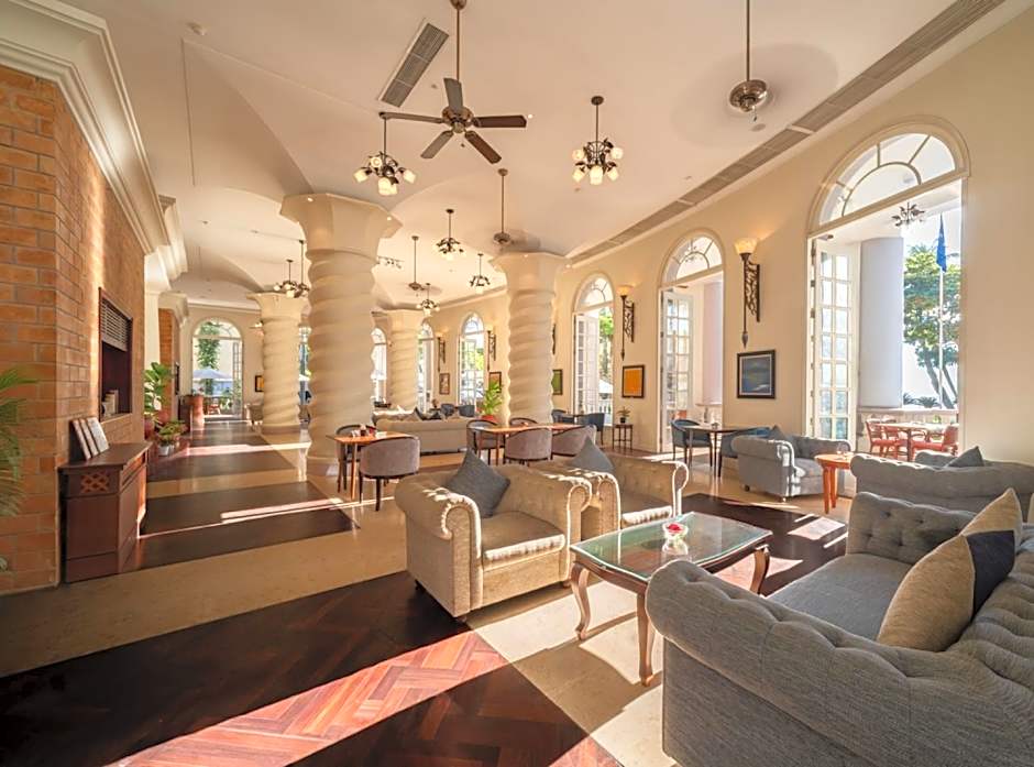 Sunrise Nha Trang Beach Hotel & Spa