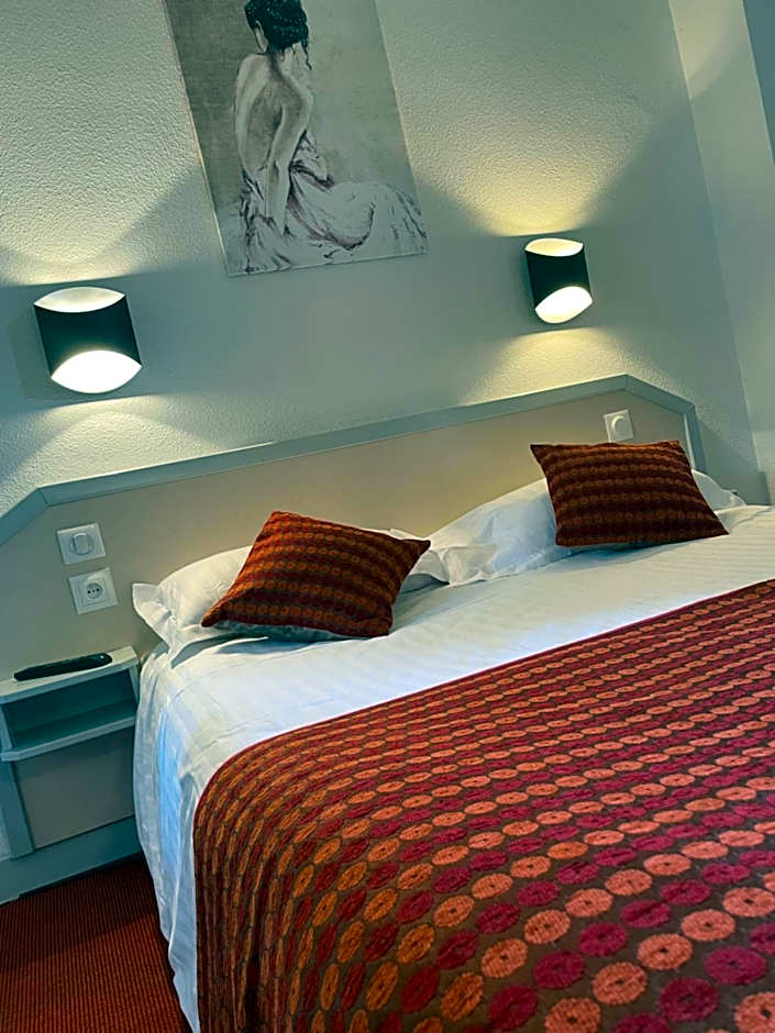 Hôtel-Restaurant "Les Rochers"