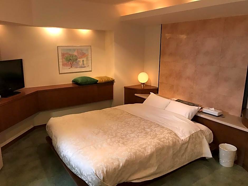 Hotel Tiffany (Adult Only)