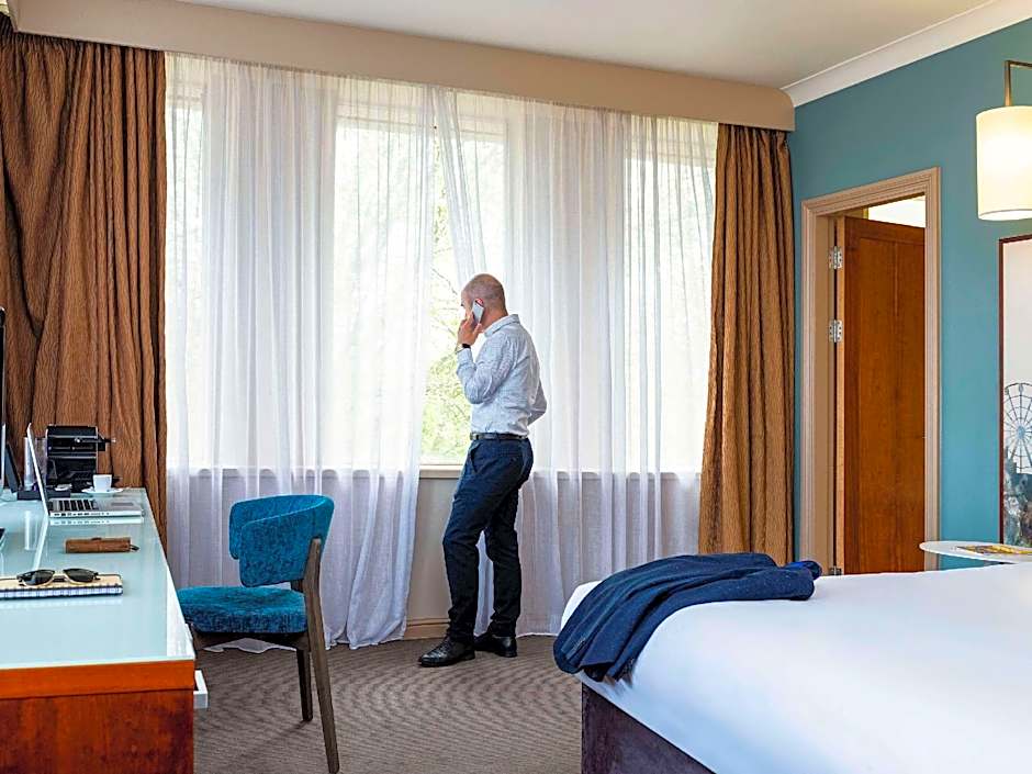 Mercure Bristol Holland House