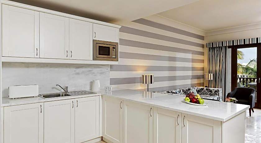 Fanar Hotel And Residences