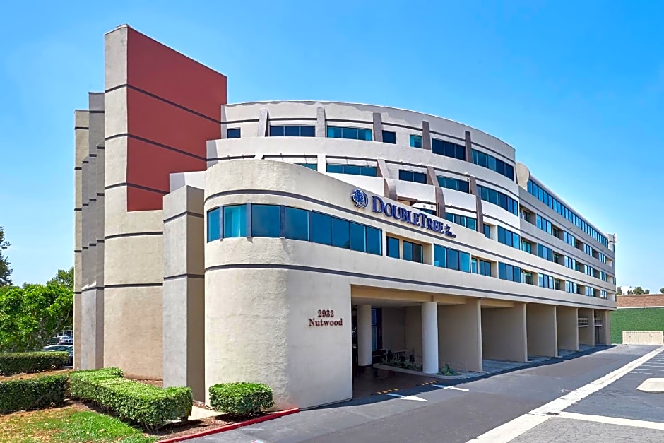Doubletree By Hilton Fullerton