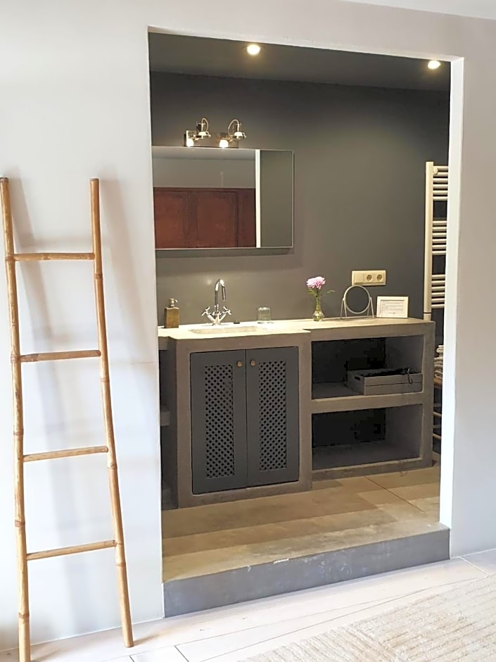 Mas Ferran Adults Only