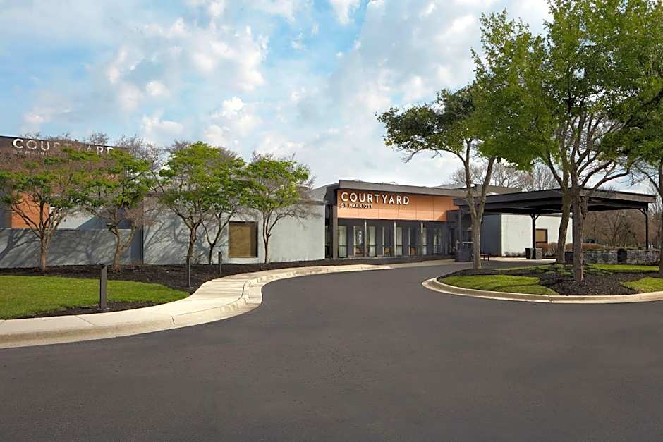 Courtyard By Marriott Columbus Dublin