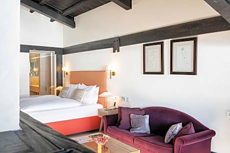 Junior Suite with Mountain View