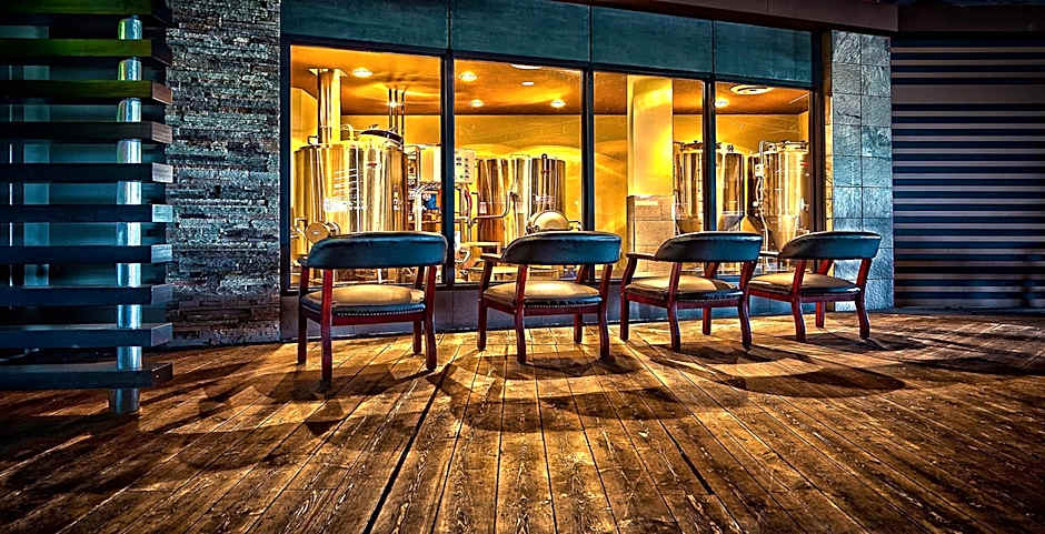 Days Inn & Conference Centre by Wyndham Camrose Norsemen