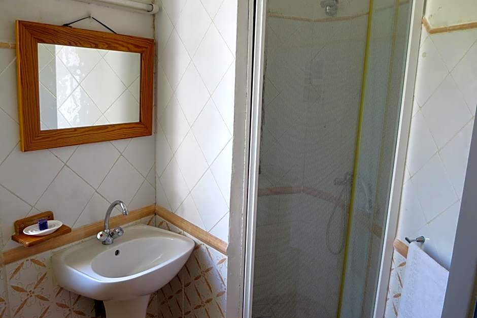 Cassis Hostel