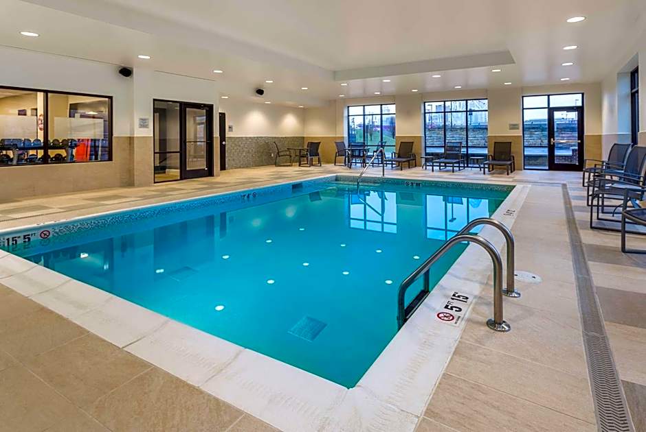 Hampton Inn By Hilton - Suites Newport-Cincinnati KY