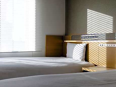 Twin Room - Non-Smoking