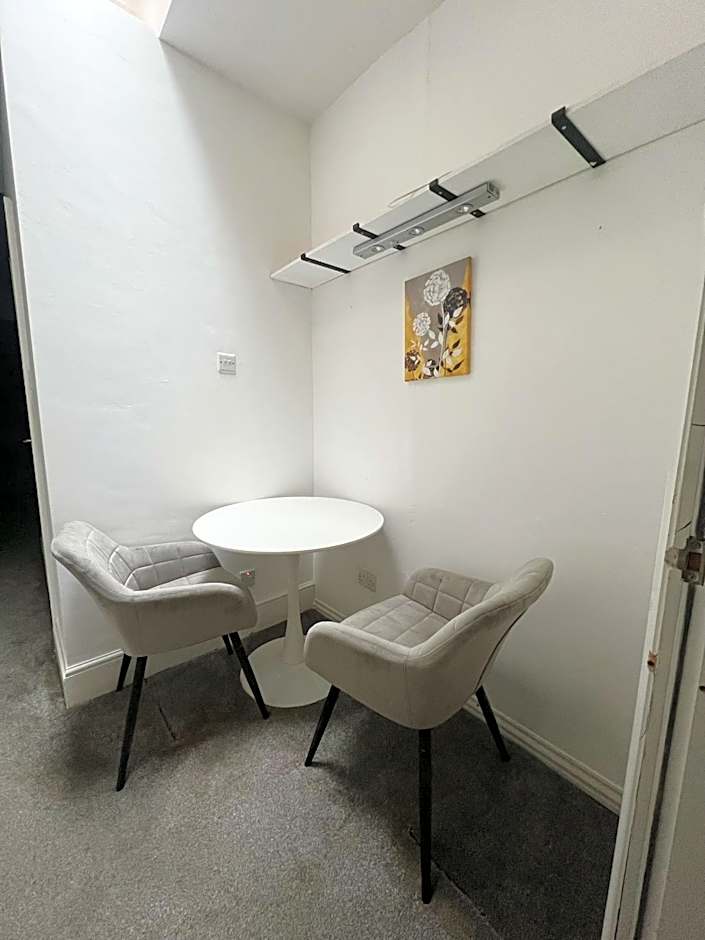 Ellies Guest House