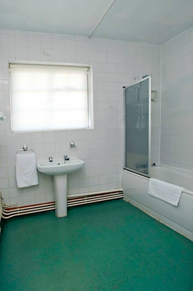 Tree Hotel at Iffley