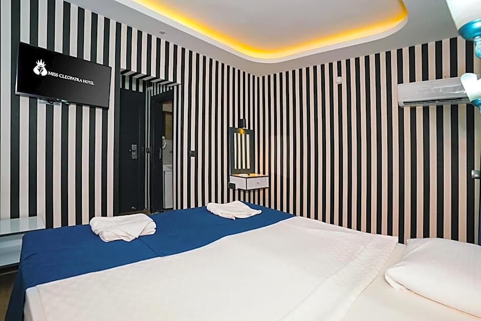 Miss Cleopatra Hotel