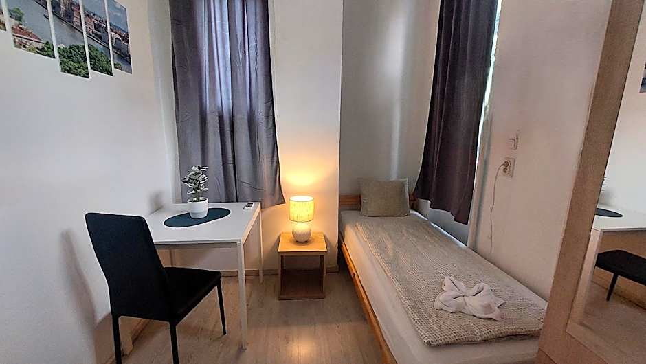 GoodMo Budapest Smart Rooms