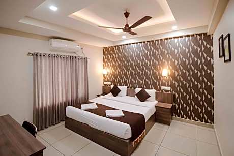 Deluxe - Air Conditioning