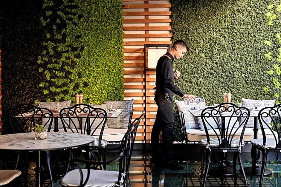 Antigon Urban Chic Hotel - The Leading Hotels of the World