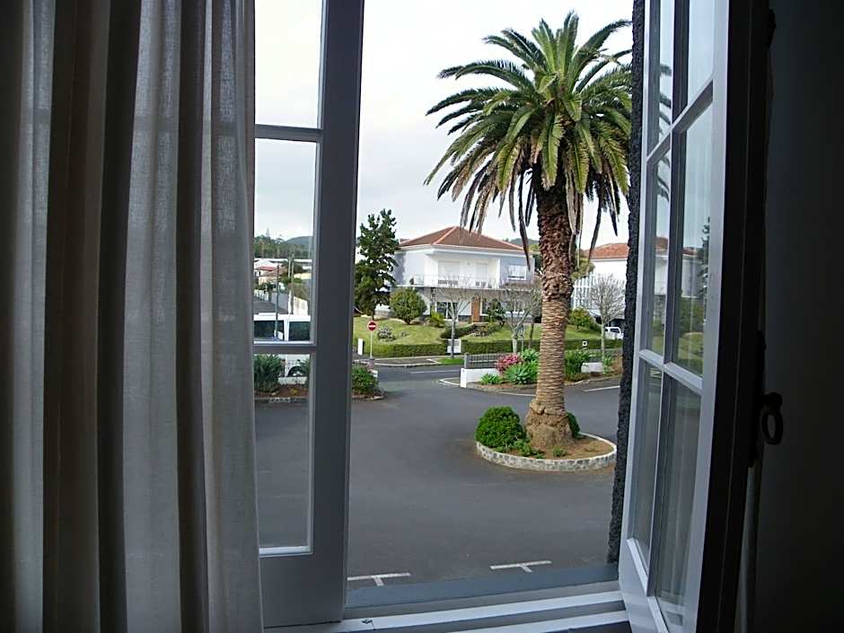 Lagoa Hostel & Suites