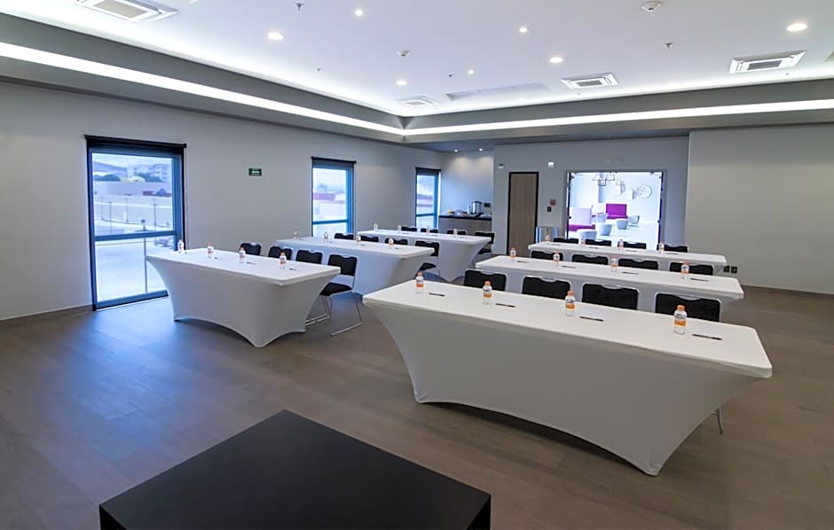 City Express Plus by Marriott Ciudad de México Mundo E