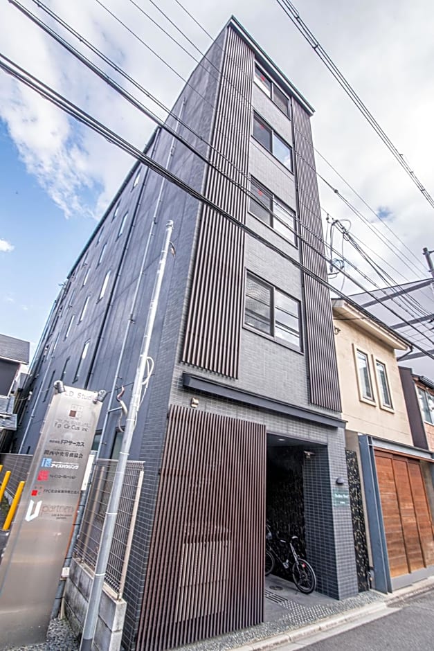 Xcellent Hotel