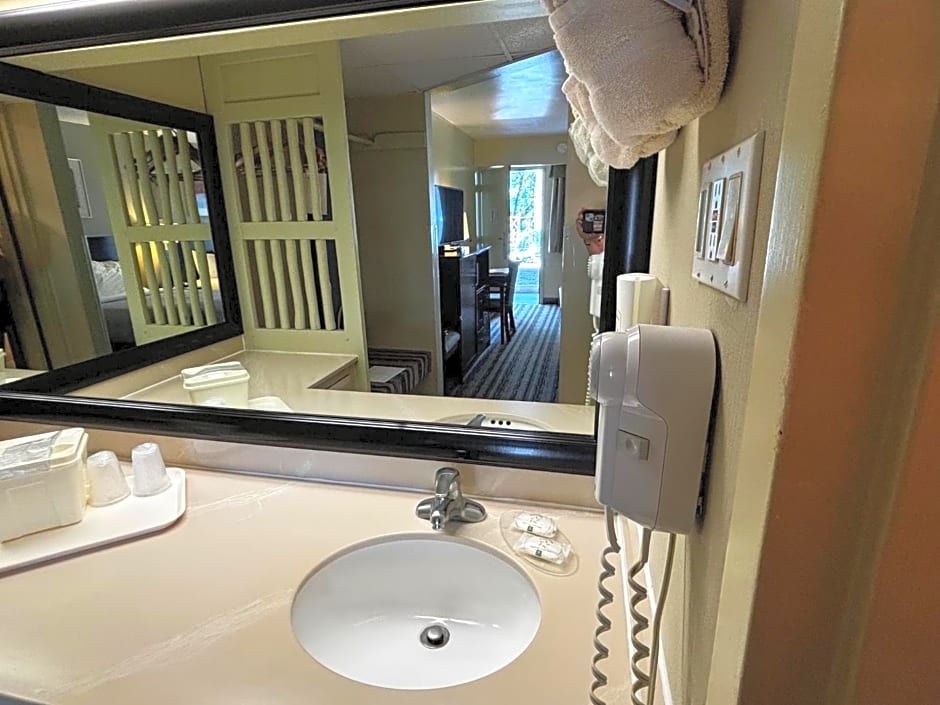 Quality Inn Navajo Nation Capital