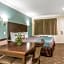 Rodeway Inn & Suites