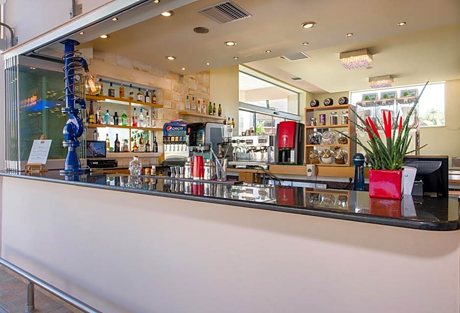 Isida Hotel Agia Marina