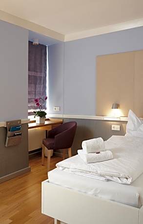 Small Single Room