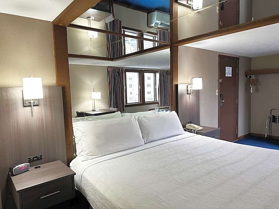 Sidney James Mountain Lodge