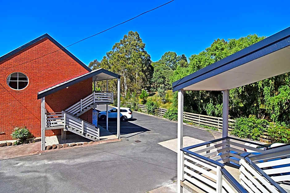 Main Lead Ballarat Motel